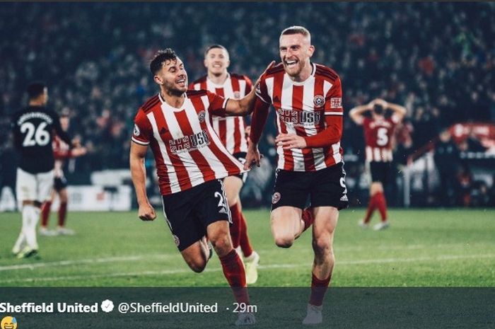 Pemain Sheffield United, Oliver McBurnie, merayakan gol ke gawang Manchester United dalam matchday ke-13 Liga Inggris 2019-2020.