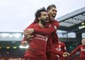 Saking Miripnya, Mo Salah KW Viral di Media Sosial Saat Dipergoki Sedang Jalan Kaki Sambil Tenteng Sepeda
