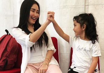 6 Tahun Hidup Sendiri dan Jadi Orangtua Tunggal, Kehidupan Asmara Ayu Ting Ting Sempat Diramal Mbak You: Ada Sumpah