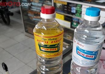 Air Aki Tutup Botol Biru dan Merah, Hayo Siapa Tahu Bedanya?