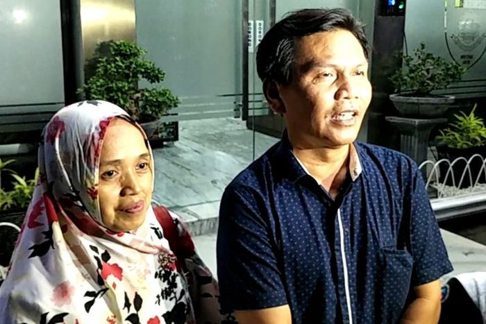 Sulaiman, Ayah Rey Utami