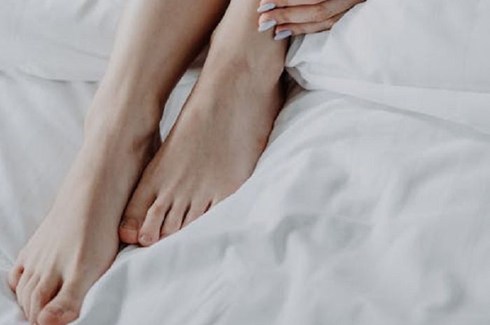 Keseringan Pakai High Heels Bisa Bikin Tumit Nyeri Setiap Bangun Tidur