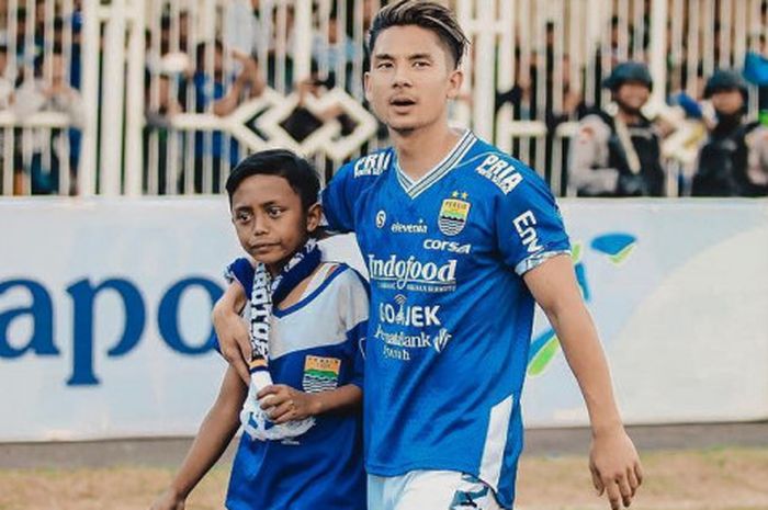 Kim Kurniawan ungkap cara tersendiri menjaga kebugaran tubuh ketika Persib Bandung memberikan jatah libur.