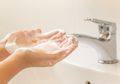 Ini 5 Cara Mengatasi Iritasi Kulit Akibat Sering Cuci Tangan dengan Sabun