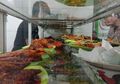 Upah yang Ditawarkan Lebihi Gaji Sarjana di Ibukota, Banyak Pelamar Warung Makan Nasi Uduk ini Mundur Setelah Melihat Syarat ini