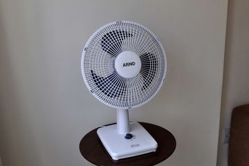 Meski Sangat Gerah, Jangan Lagi Dibiasakan Tidur Pakai Kipas Angin karena  Efeknya pada Tubuh Bisa Gawat - Semua Halaman - Kids