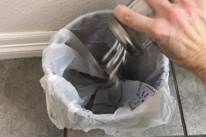 Cara menghilangkan bau di rumah Anda: 3 cara sederhana yang diberi nama