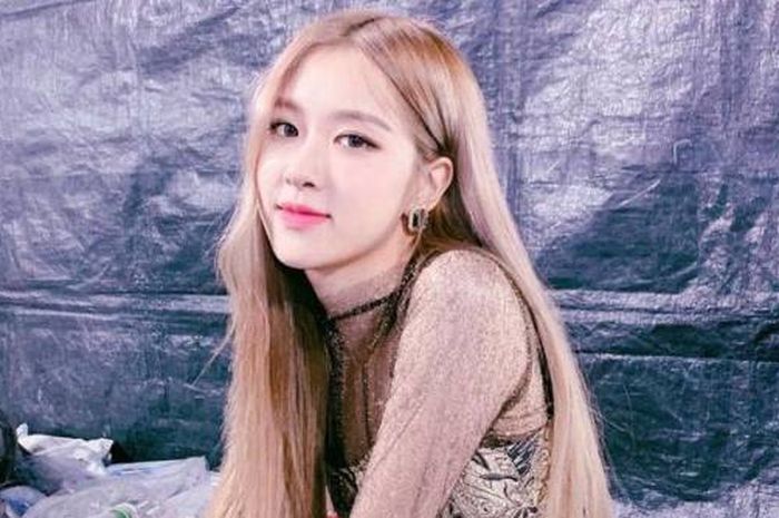 Lirik Lagu 'Gone' - Rosé BLACKPINK, dengan Terjemahan Bahasa Indonesia