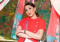 Cuma Diinjak-injak Nagita Slavina, Sepatu Harga Selangit Istri Raffi Ahmad Jadi Sorotan, Netizen: Lebih Mahal dari Biaya Kontrakan Gue!