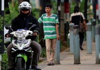 Colongan Ngegas Motor di Trotoar, Kakorlantas Polri : Jangan Marasa Jalanan Milik Kita Sendiri