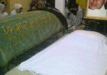 'Semuanya Dibroadcast Mohon Maaf Lahir Batin' Inalillahi Ustaz Ternama Sudah Tiada, Sebelum Berpulang Minta Doakan Masuk Surga! Tak Disadari, Tanda Orang Akan Meninggal Terlihat Sebelum 40 Hari
