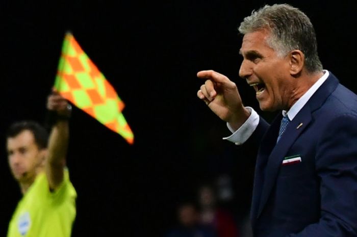 Ekspresi pelatih Iran, Carlos Queiroz, dalam laga Grup B Piala Dunia 2018 kontra Spanyol di Kazan Ar.