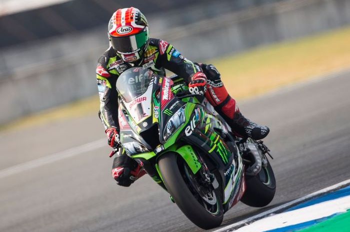 Jonathan Rea, saat sesi race 1 WSBK di Sirkuit Buriram, Thailand pada Sabtu (16/3/2019)