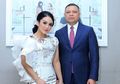Bantah Isu Cerai dengan Raul Lemos, Krisdayanti Pamer Kemesraan Peluk Mesra Sang Suami Pakai Sneakers Belasan Juta Rupiah yang Bikin Salfok!