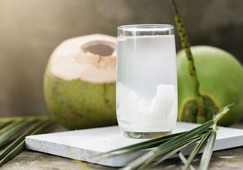 Awas! Air Kelapa yang Kaya Manfaat Ternyata Pantang Diminum oleh Orang dengan Kondisi ini! Bisa Bahaya!