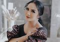 Cantiknya Krisdayanti dalam Balutan Dress Mermaid ala Gadis Bali Saat Foto Mesra dengan Raul Lemos di Los Angeles