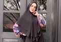 Tulis Caption Rayuan Gombal, Mulan Jameela Tampil Beda Dalam Balutan Hijab Lilit dan Paduan Outer Santun