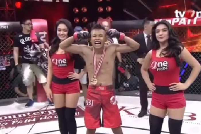 Insiden yang menimpa Siva Aprilia menjadi viral di media sosial, seperti apa sih profesi gadis ring itu dan berapa bayaran untuk mereka?