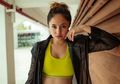 Aduhai! Lihat Gaya Marshanda Pamer Foto Super Seksi Pakai Busana Belahan Dada Rendah Tanpa Bra yang Bikin Salfok