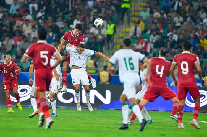 Suasana pertandingan antara Irak melawan Timnas Indonesia.