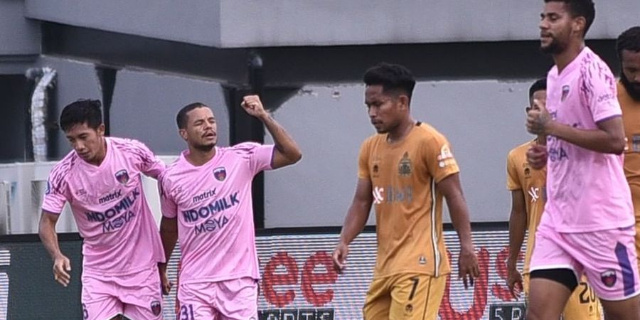 Kondisi Terkini Dedy Gusmawan, Pemain Persita yang Terkena Salto Penyerang Bhayangkara FC yang Sempat Dibawa Ambulance