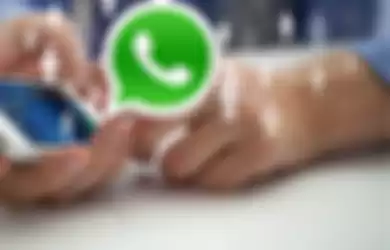 Menggunakan Whatsapp hanya dengan suara.