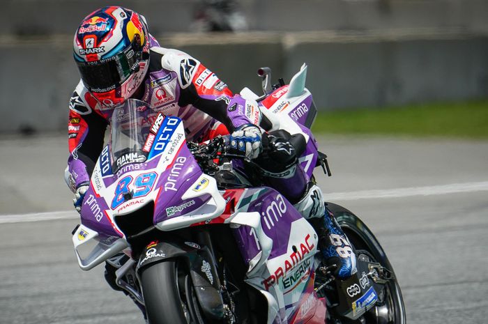 Pembalap Prima Pramac Racing Ducati, Jorge Martin yang turut beraksi di MotoGP Valencia 2022.