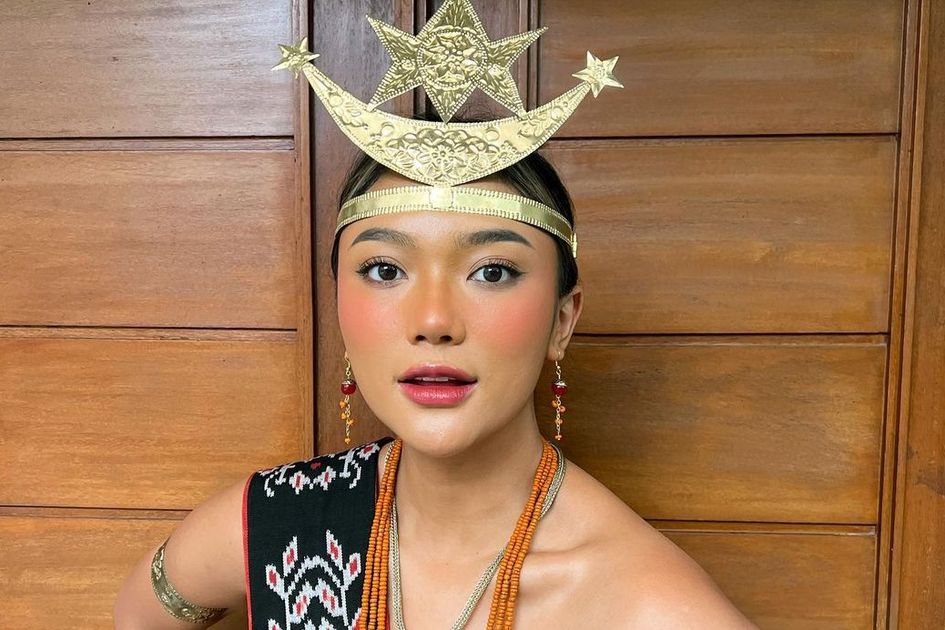 Berita Kain Tenun Rote Terbaru Hari Ini - Grid.ID