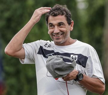 Pelatih Rans Nusantara FC Eduardo Almeida