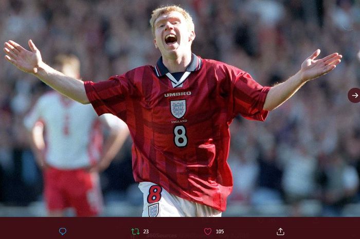 Paul Scholes saat membela timnas Inggris.