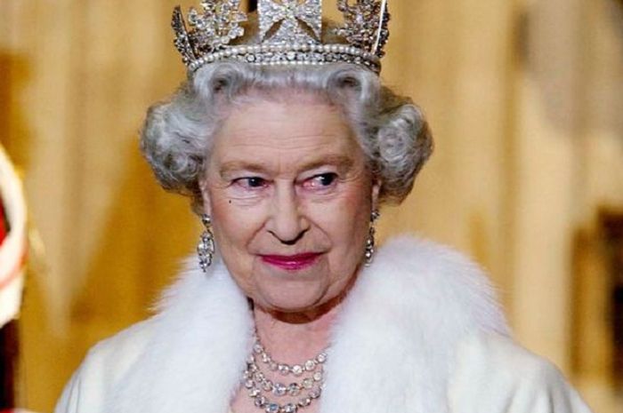 Ratu Elizabeth II