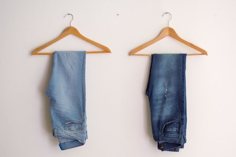 4 Trik Mudah Membedakan Celana Jeans Murah dan Mahal, Jangan Sampai  Menyesal karena Tertipu!