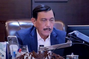 Begini Jika Luhut Kesal, Peringatkan Kelompok Antivaksin Tanpa Ba Bi Bu