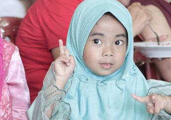Daftar Nama Bayi Perempuan Bernuansa Islami Beserta Maknanya