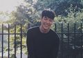 2 Tahun Berjuang dari Kanker Nasofaring, Kim Woo Bin Tampil dengan Senyum Cerah dalam Acara Blue Dragon Film Award