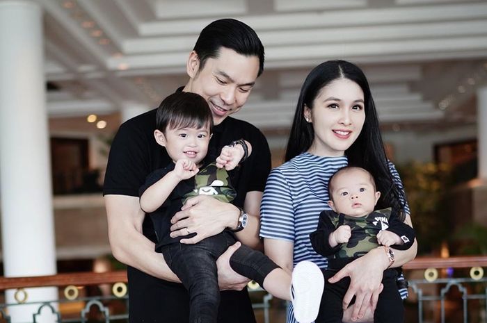 Disinggung Jika Harvey Moeis Minta Tambah Anak Perempuan, Sandra Dewi