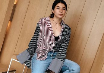 3 Cara Kekinian Shalom Razade, Anak Wulan Guritno, Kenakan Kemeja. Kece Banget!