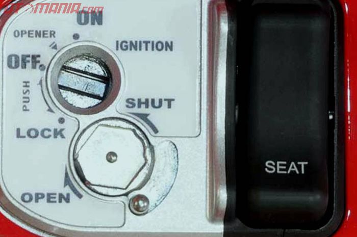  Cara  Memperbaiki Jok  Motor  Yang Tidak Bisa Ditutup