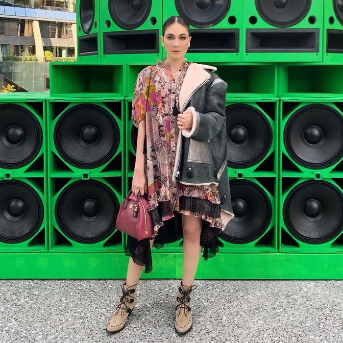 Tampilan terbaru Luna Maya