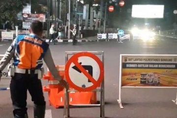 Keluar masuk Bandung tanpa sarat, walau zona merah.