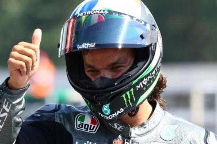Pembalap Petronas Yamaha SRT, Franco Morbidelli, setelah merebut posisi ketiga pada kualifikasi MotoGP Republik Ceska di Sirkuit Brno, Republik Ceska, 8 Agustus 2020.
