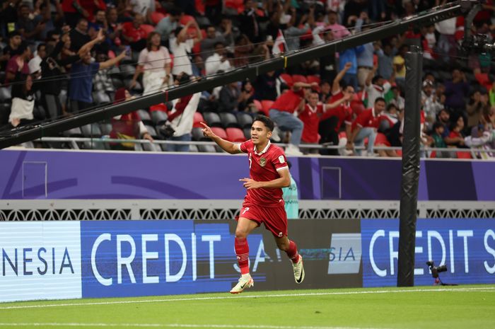 Gelandang timnas Indonesia, Marselino Ferdinan, mencetak gol ke gawang Irak di Piala Asia 2023.