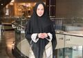 Sibuk Rapat di DPR, Mulan Jamela Jadi Sorotan Saat Pakai Bros Bertabur Kristal Swarovski Harga Belasan Juta Rupiah!