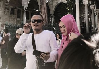Tak Ada Hujan Tak Ada Angin, Sule Mendadak Ungkap Kabar Mantan Istrinya Tengah Terbaring Lemah di Rumah Sakit hingga Bikin Anak-anak Langsung Bergegas Datangi sang Ibu, Ada Apa?