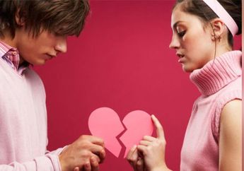 Pasangan Tiba-tiba Sibuk Tak Punya Waktu? Awas, Ini 5 Tanda Pacar Mau Putus Darimu