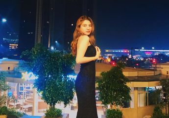 Putus dari Randy Martin, Gaya Cassandra Lee Pakai Dress Sukses Curi Perhatian!