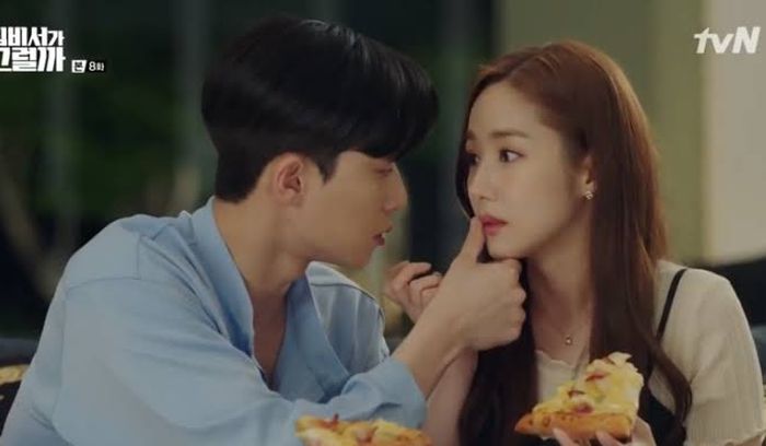 Sinopsis drakor What's Wrong With Secretary Kim?