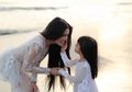 Selain Denada, 3 Selebritis Ini Juga Pernah Berjuang Temani Suami atau Anak yang Idap Leukemia