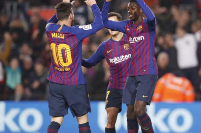 Penyerang FC Barcelona, Ousmane Dembele dan Lionel Messi dipasikan masuk dalam susunan pemain Barcelona saat Barcelona menghadapi Athletic Bilbao di San Mames hari Minggu (10/2/2019).