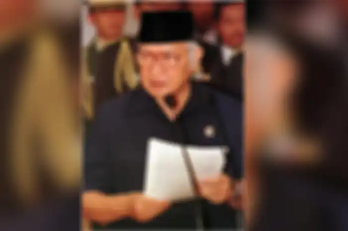 Soeharto, Presiden Kedua Republik Indonesia, ternyata pernah mendadak batalkan pembelian pesawat kepresidenan.